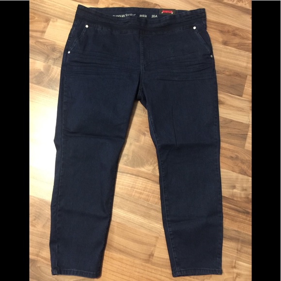 Avenue Denim - NWT Avenue Ankle Jeans -Size 20A